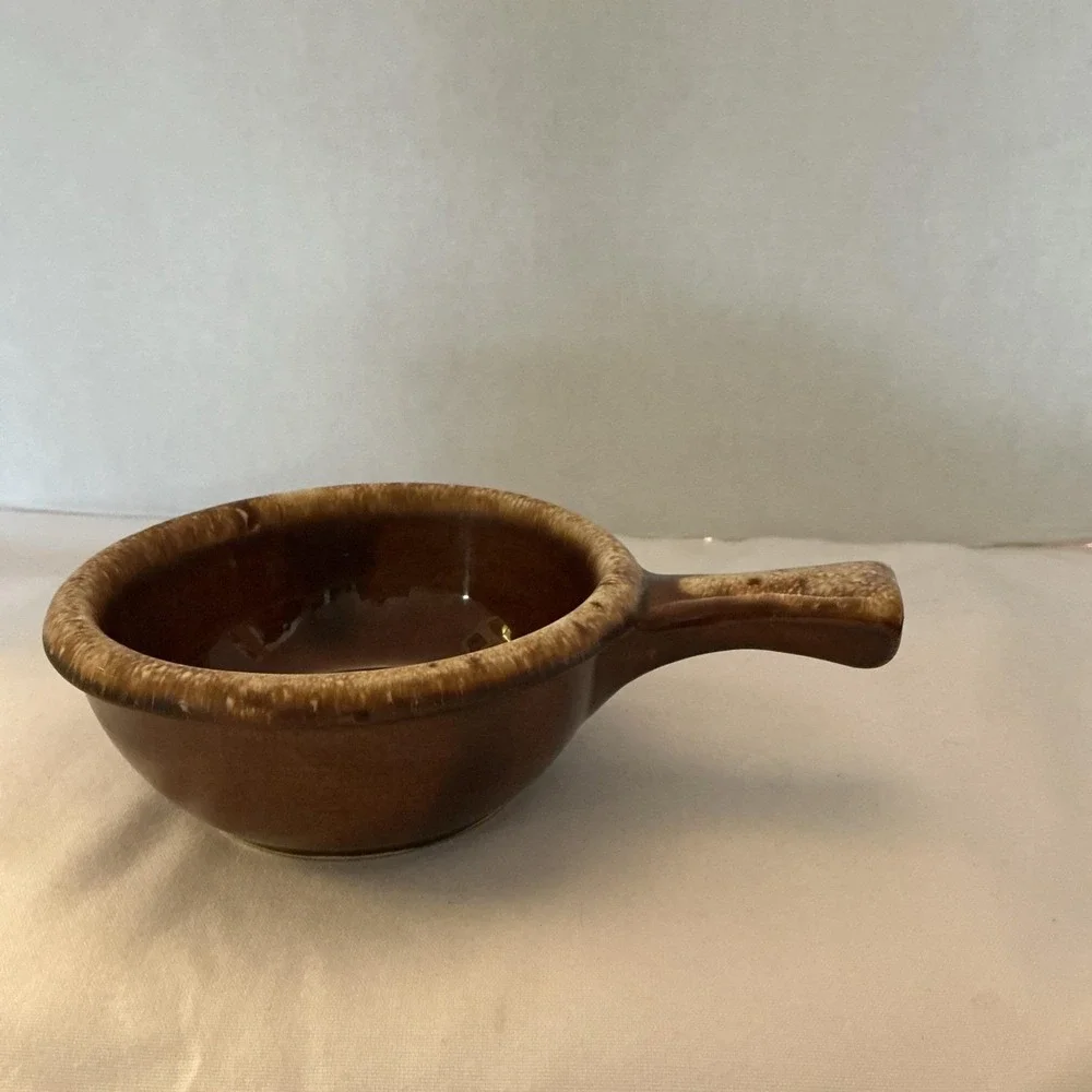 Vtg HULL USA Pottery Brown Drip Glaze Handled CHILI SOUP BOWL   Oven Proof